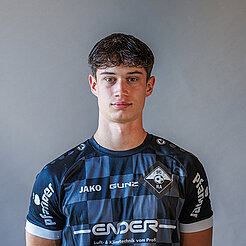 Yannik Gruber Verteidiger SCR-Altach