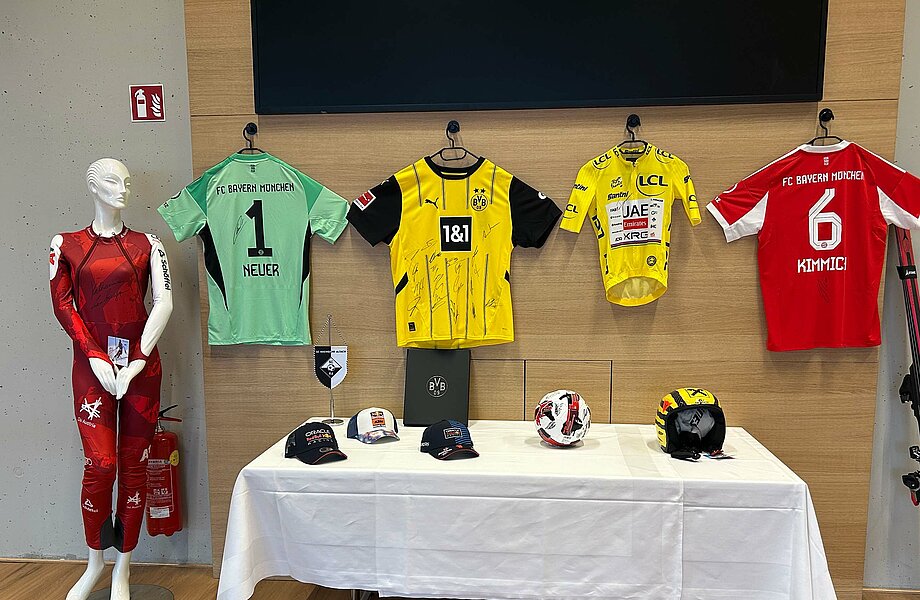 Der Countdown läuft: Noch bis 12 Uhr einzigartige Preise für den guten Zweck ersteigern