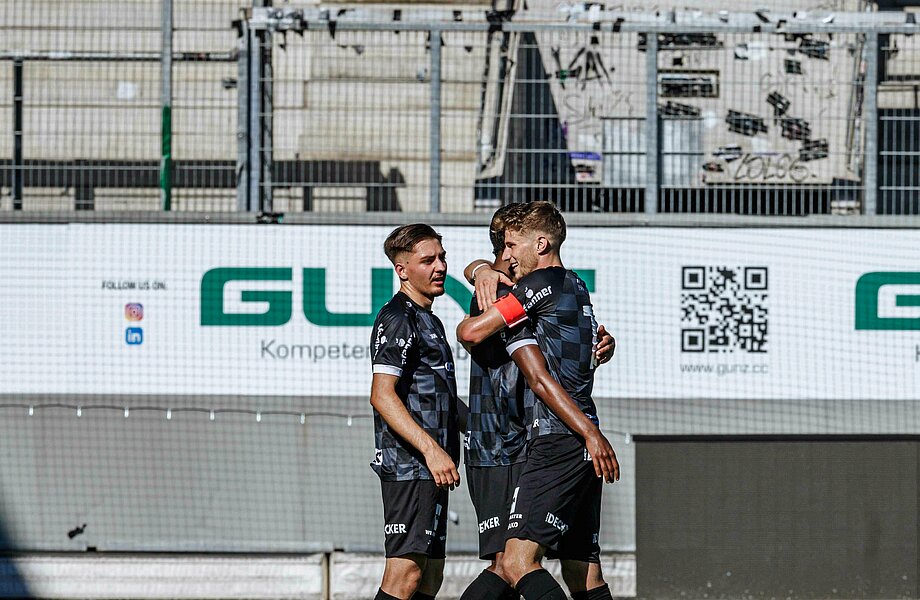 Juniors gewinnen in Bischofshofen