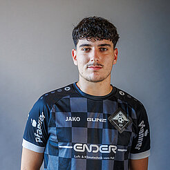 Adnel Mahic Stürmer SCR-Altach