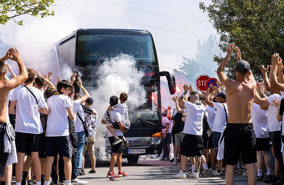Fanfahrt zum entscheidenden Auswärtsspiel gegen den LASK