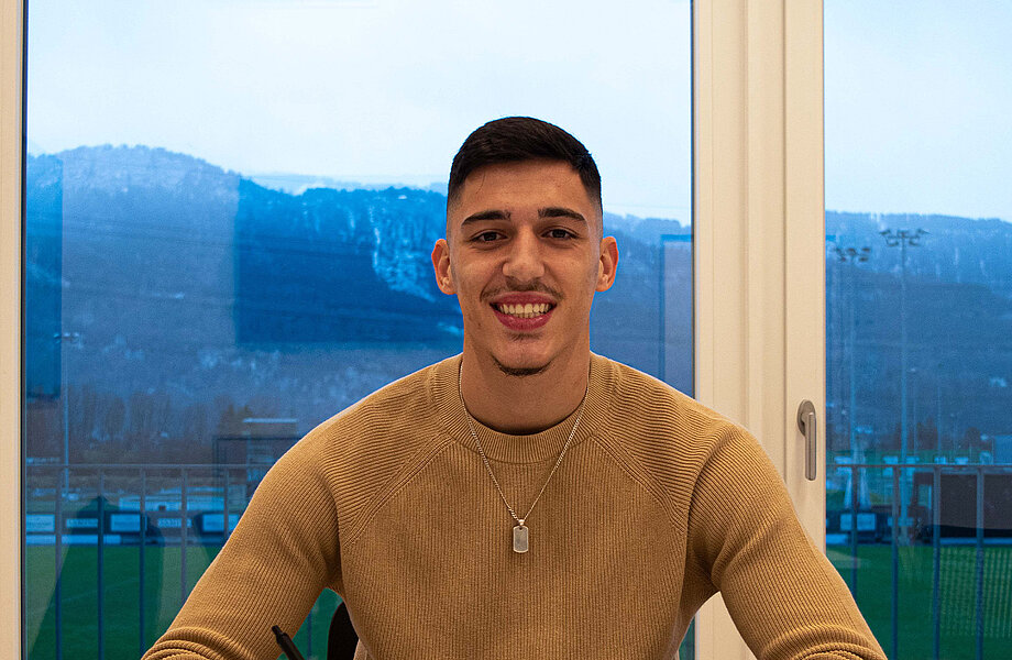 SCRA leiht Marko Lazetic vom AC Milan