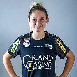 Sarah Schneider Mittelfeldspielerin SCR-Altach